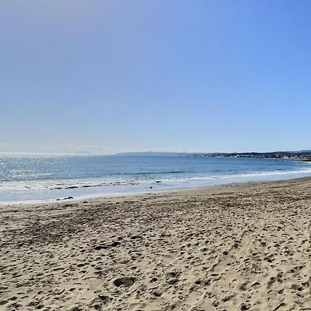 Front Line Paradise In Apartamento *