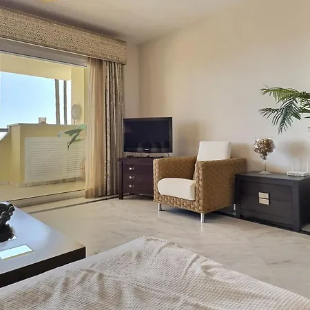 Front Line Paradise In * Estepona